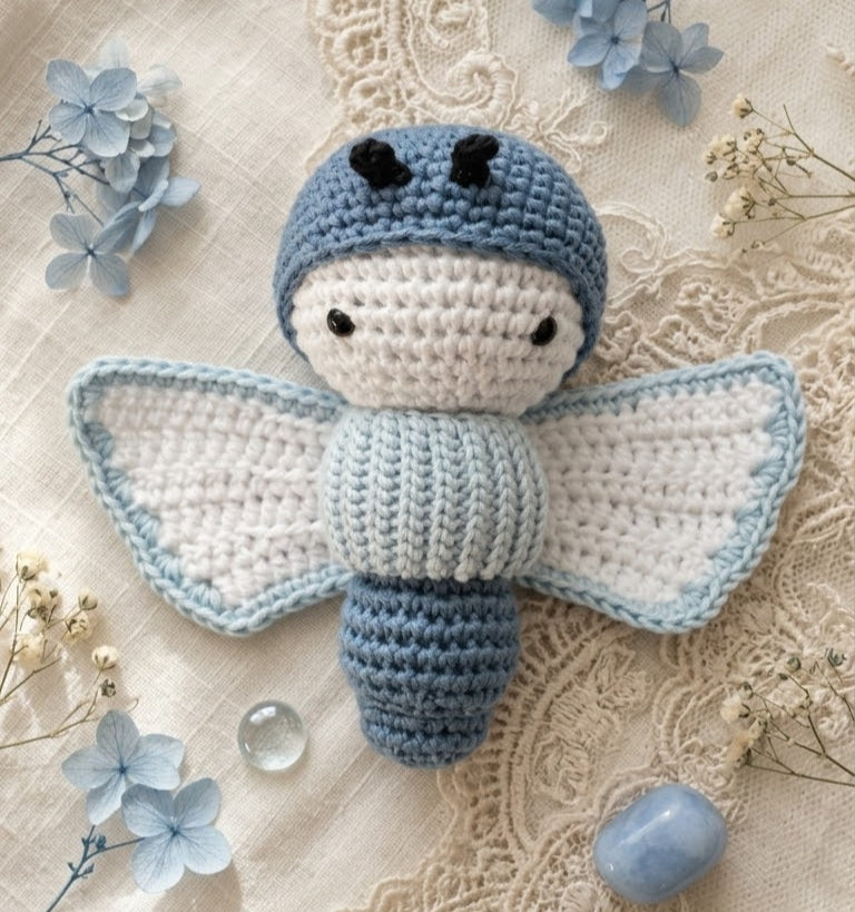 Alma · Mariposa de ganchillo · Azul Denim