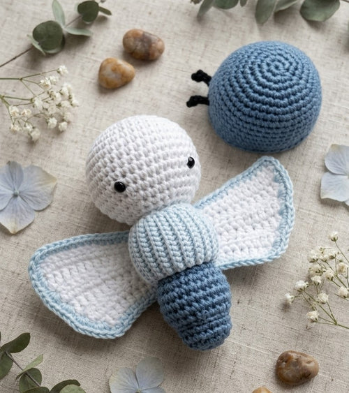 Alma · Mariposa de ganchillo · Azul Denim